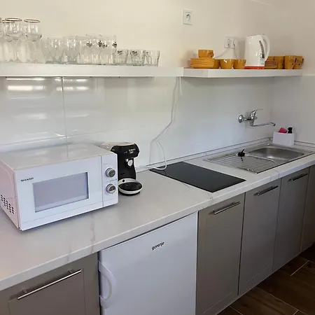 - Garden - Vendeghaz * Nesvady