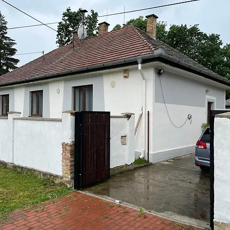 Apartment - Garden - Vendeghaz *