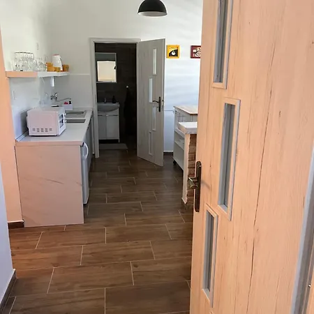 Apartment - Garden - Vendeghaz *