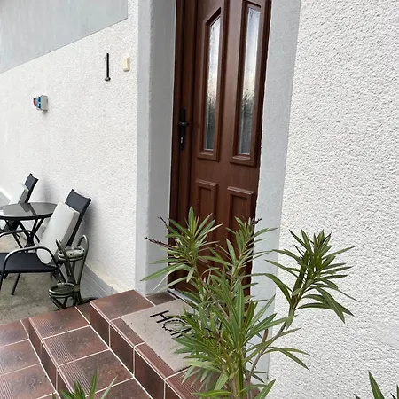 - Garden - Vendeghaz * Nesvady